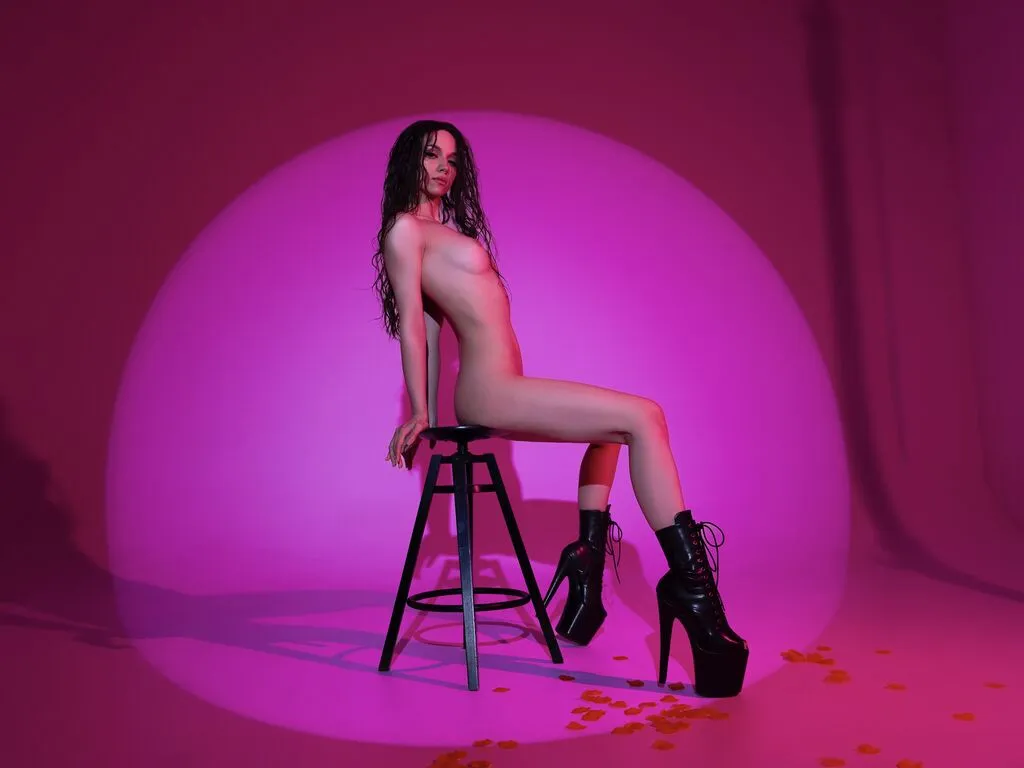 BeatriceVazqueze – webcam model profile photo